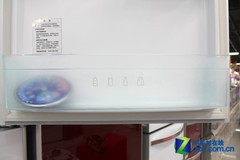 创意弧形晶彩面板 海尔三门冰箱5499元