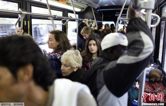 纽约地铁与公交将为市民提供两天免费服务