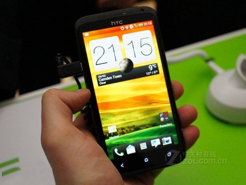 HTC One X 