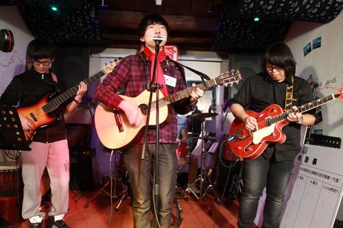 新能量私享会进驻livehouse 崔龙阳阿海获肯定-搜狐音乐