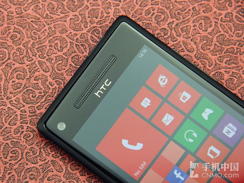 HTC 8Xд