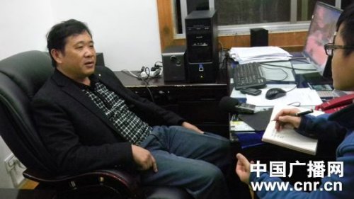 　毕节市七星关区民政局常务副局长罗彦明接受中国之声记者陈振玺专访