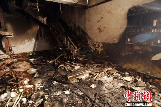 山西晋中火锅店爆炸14死47伤 善后工作展开(图)