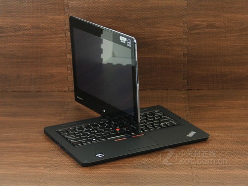 س ThinkPad S230u 