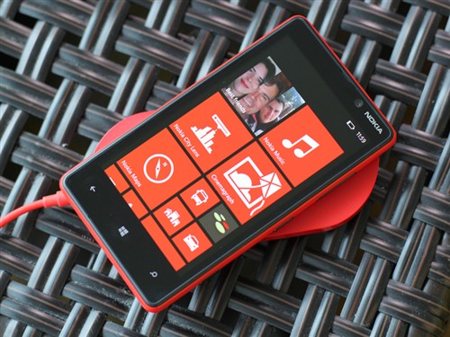 诺基亚 诺基亚 Lumia 820 图片