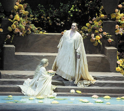 歌剧罗恩格林国家大剧院首演美如油画