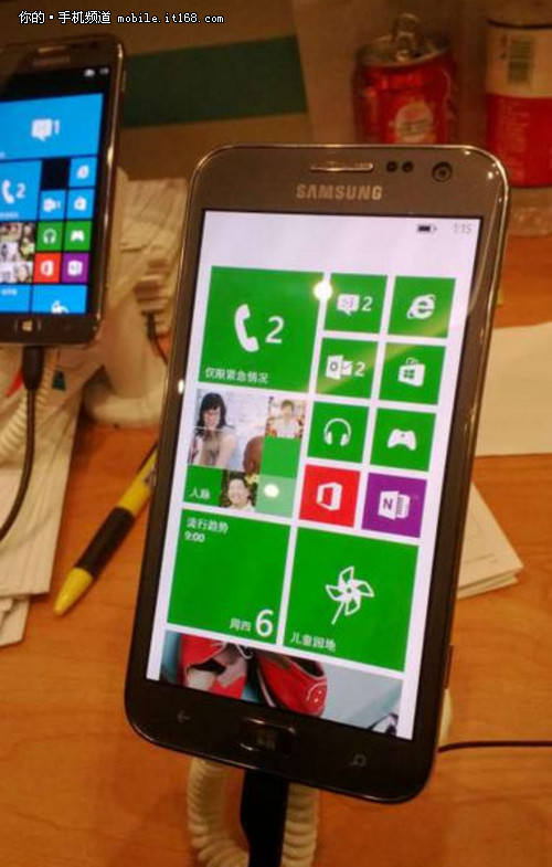 4300Ԫ WP8ϵͳATIV Sʽ