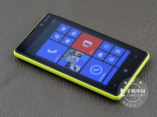 WP8 Lumia 820۰汩200Ԫ 