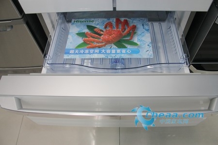 海信冰箱BCD-378WDGVBP上冷冻室