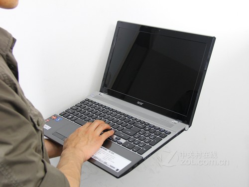 Acer V3