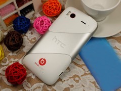 ɫħܻ HTC Sensation XEؼ 