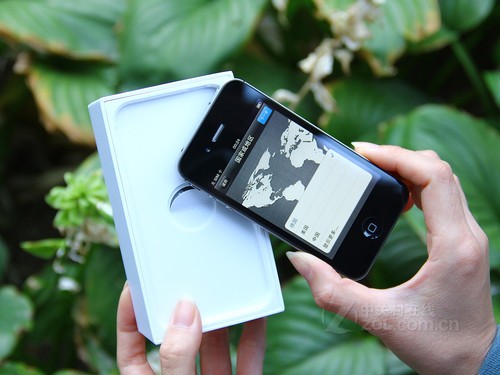 iPhone 4S 黑色 外观图