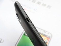 ޳ĺ HTC One X S720eٽ550 
