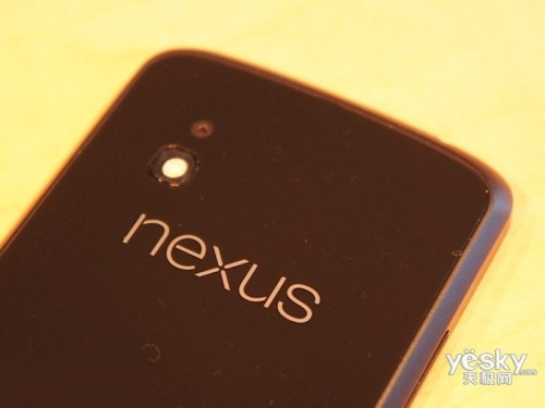 LG Nexus 4 Mako(8GB)