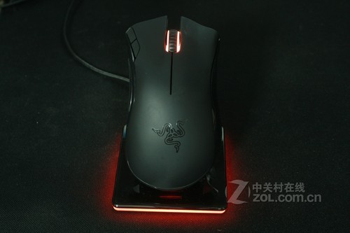 Razer۾չ̨ʽĳװһ㣬ûֻҪײĽ֧ϵײഥɽģʽʱ֧ܵײ궼еƹӾЧʮ־տ