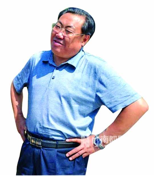 "表叔"杨达才被开除党籍(图)