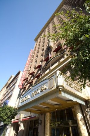 סŮƵCecil Hotel