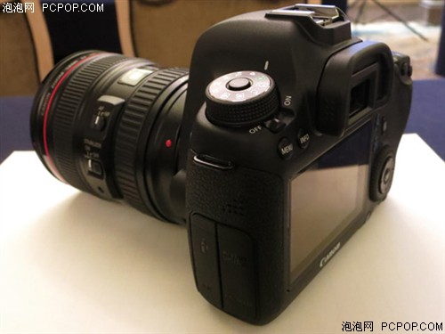 佳能(Canon) 6D套机(24-105mm) (Asha系列 3款产品)