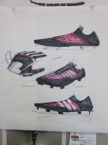 crazy quick橄榄球鞋设计图