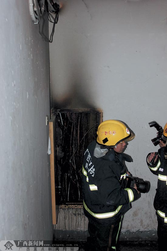 消防员被烧死的图片图片
