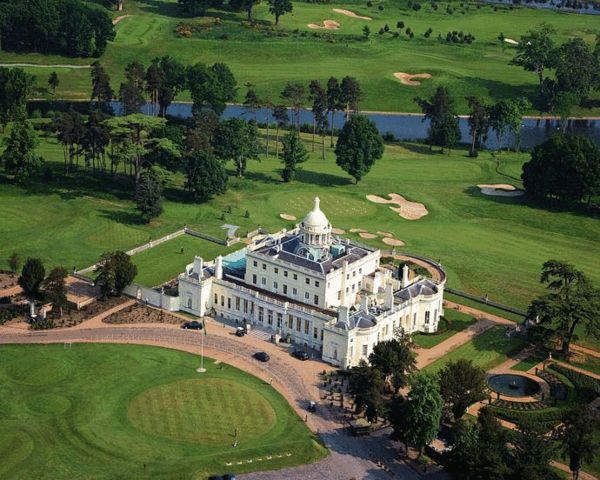 ˹п˹԰򳡣Stoke Park׽𺺿ӢBuckinghamshire, England