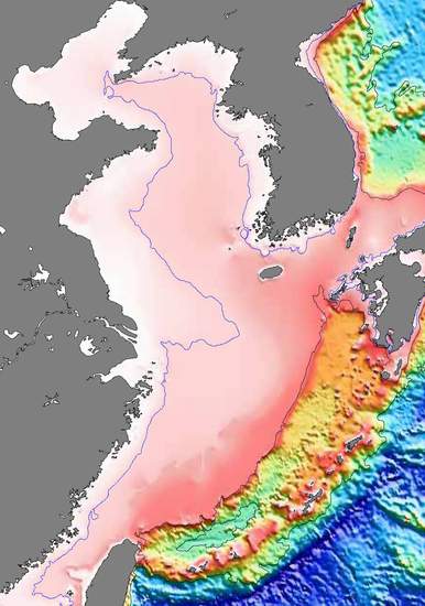 由於我國的東,黃海位於面積廣闊的大陸架上,所以我國的東部大部分海域