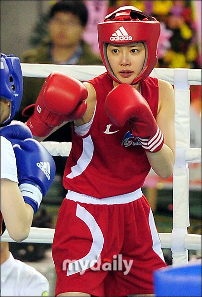 组图李诗英拳击选拔赛胜出将代表韩国战亚运