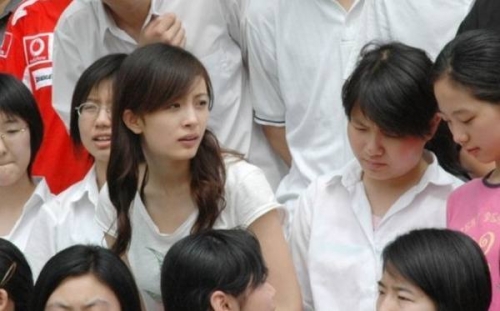 盘点明星素颜无修片毕业照(组图)杨幂,毕业于北京电影学院05级