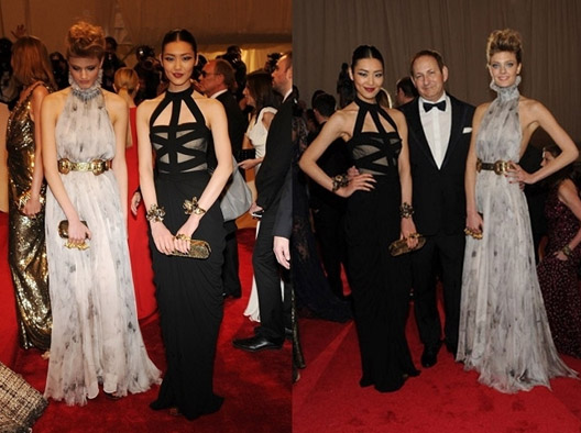  2011年Met Ball 刘雯身穿Alexander McQueen黑色礼服