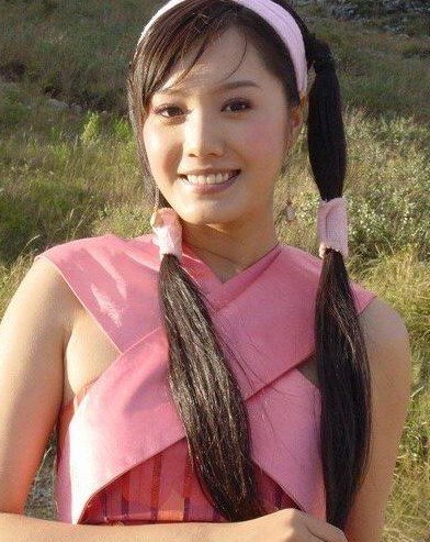 张艺谋妻子陈婷生子后隐居 生1个孩子获赏1千万