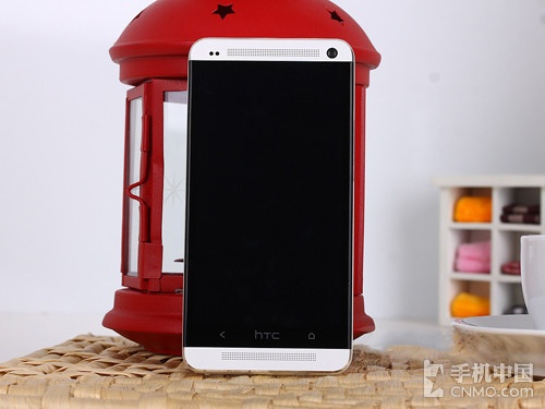 4.7Ӣ600ĺ HTC One 