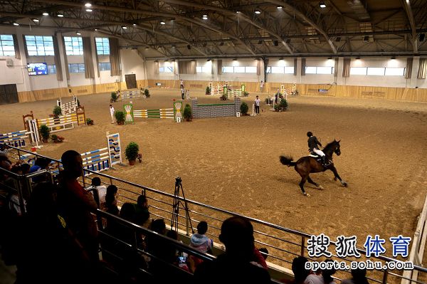 图文中国马术场地障碍巡回赛比赛场地