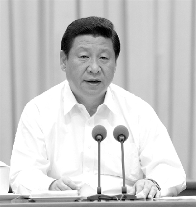 昨天,中共中央总书记、国家主席、中央军委主席习近平在党的群众路线教育实践活动工作会议上发表重要讲话。新华社发