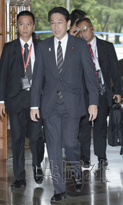 当地时间6月29日傍晚，日本外相岸田文雄抵达文莱首都斯里巴加湾市，将出席东盟（ASEAN）的相关会议。