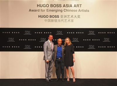 HUGOBOSS̫ϯܲDr.GerritRuetzel