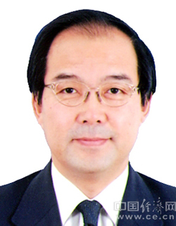 黄燕明,男,汉族,1955年1月生,北京市人,中共党员,中央党校在职研究生班政治学专业毕业,中央党校在职研究生学历。