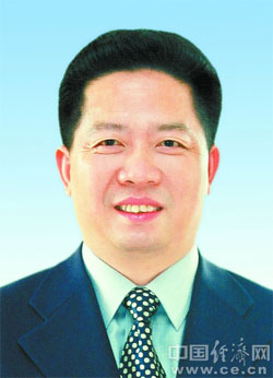 陈求发,男,1954年12月生,苗族,湖南城步人,大学普通班学历,高级工程师,1974年9月加入中国共产党,1973年3月参加工作。