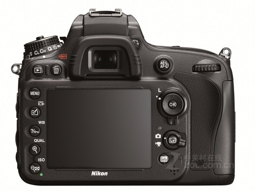 ῵D600