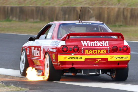 Skyline-GTR-R32