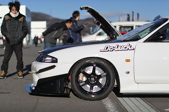 ܱʵһ ղSkyline GTR-R33
