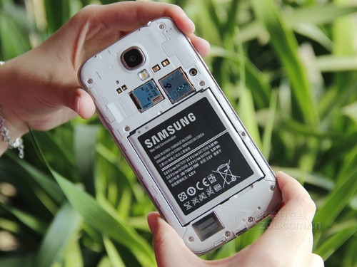 图为 三星GALAXY S4 I9500