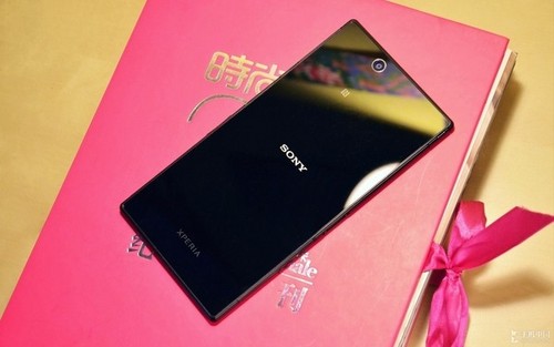 索尼XL39h背面图片