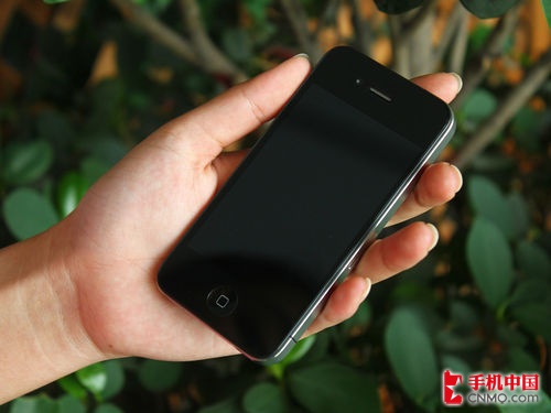 iPhone 4正面图