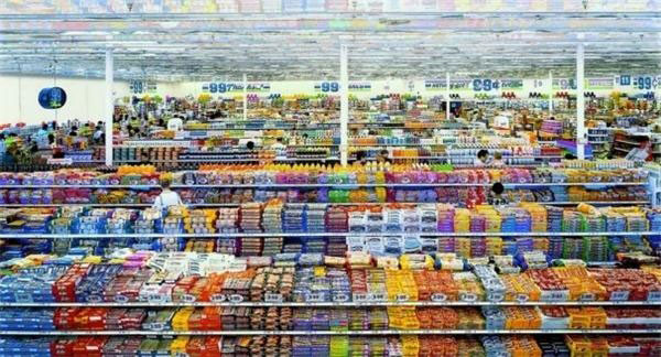 99 2 Diptychon) ӰAndreas Gursky(2001)335Ԫ 