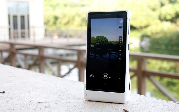 4100WP8콢 Lumia 1020 