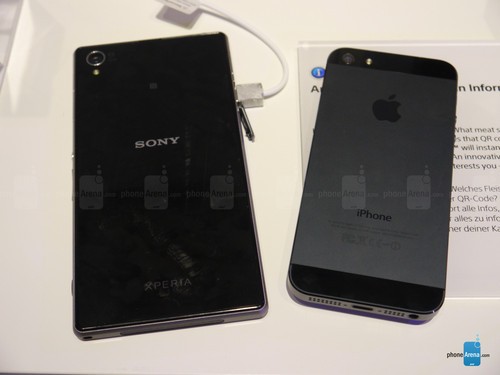 һȦ Xperia Z1ԱiPhone5