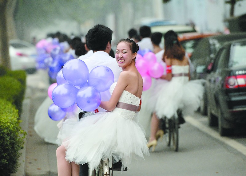 拉风婚纱照_麦拉风婚纱照(2)