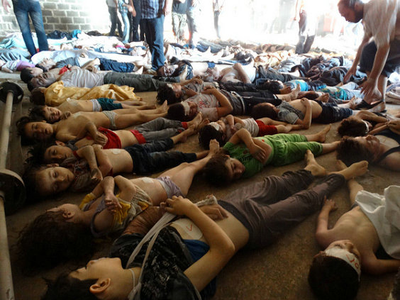 资料图:叙利亚化武袭击遇难者遗体