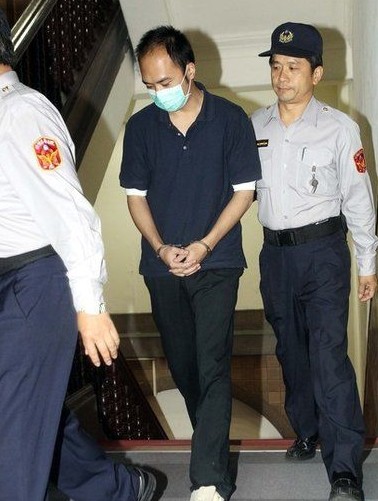 李宗瑞迷奸案二审开庭 承认偷拍否认性侵
