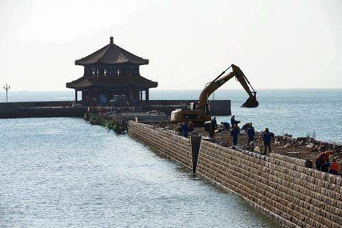 【組圖】青島棧橋修復基本完成砌築作業(組圖)